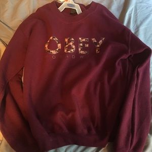 OBEY SWEATSHIRT